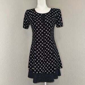 Vintage 70's J.B. Wright Ltd A-Line Dress Women 6 Black White Floral Layered Hem